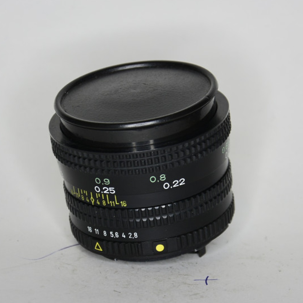 Revuenon macro 28mm f2.8