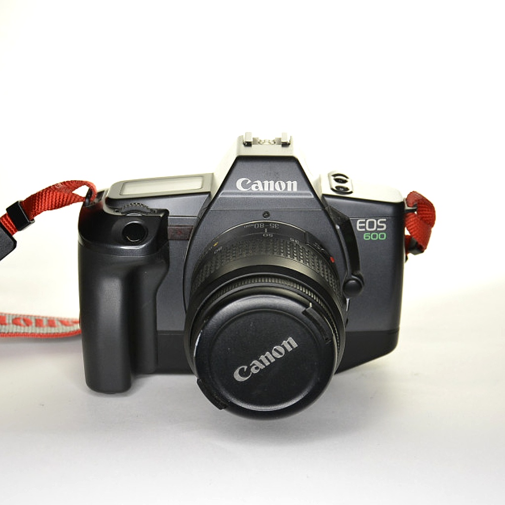 Canon EOS 600 + 35-80mm
