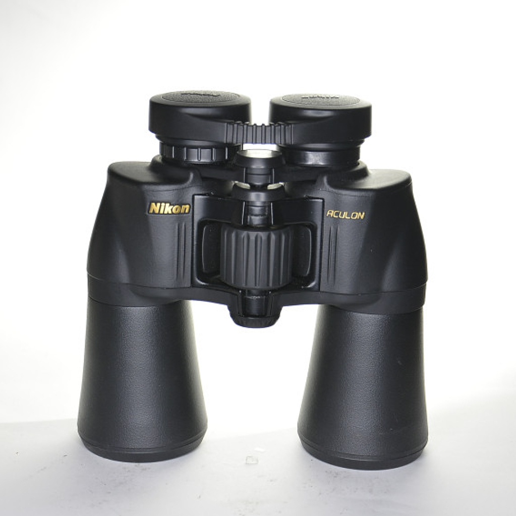 Nikon Aculon A211 12x50 5.2 távcső