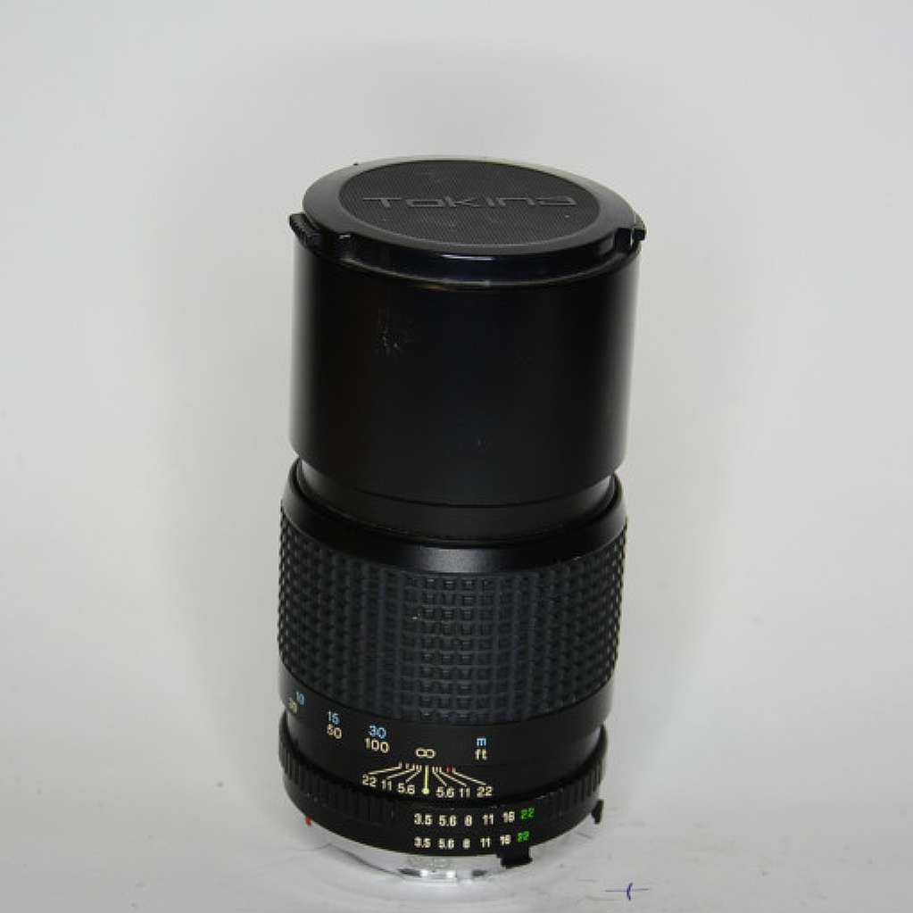 Tokina 200mm f3.5 (8202535)